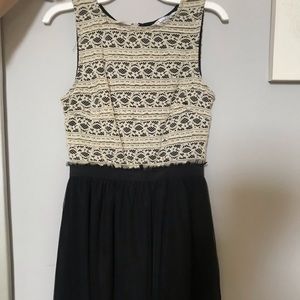 white lace black dress